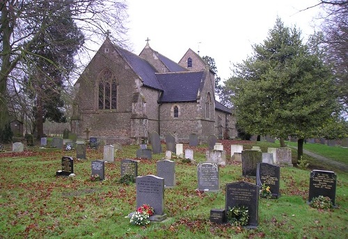 Commonwealth War Grave St Mary Churchyard