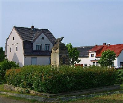 Oorlogsmonument Dreska #1