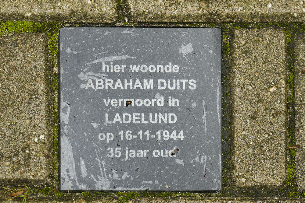 Memorial Stone Hobbemastraat 43