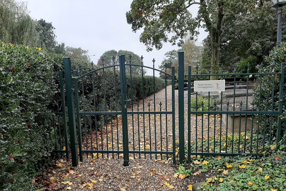 Dutch War Graves Waddinxveen #5