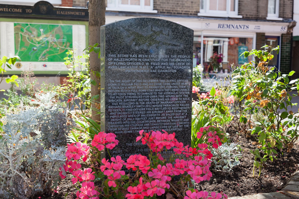 Memorial Lancaster JB 652 #1