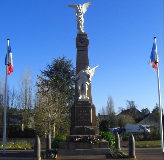 Oorlogsmonument zy-sur-Eure #1