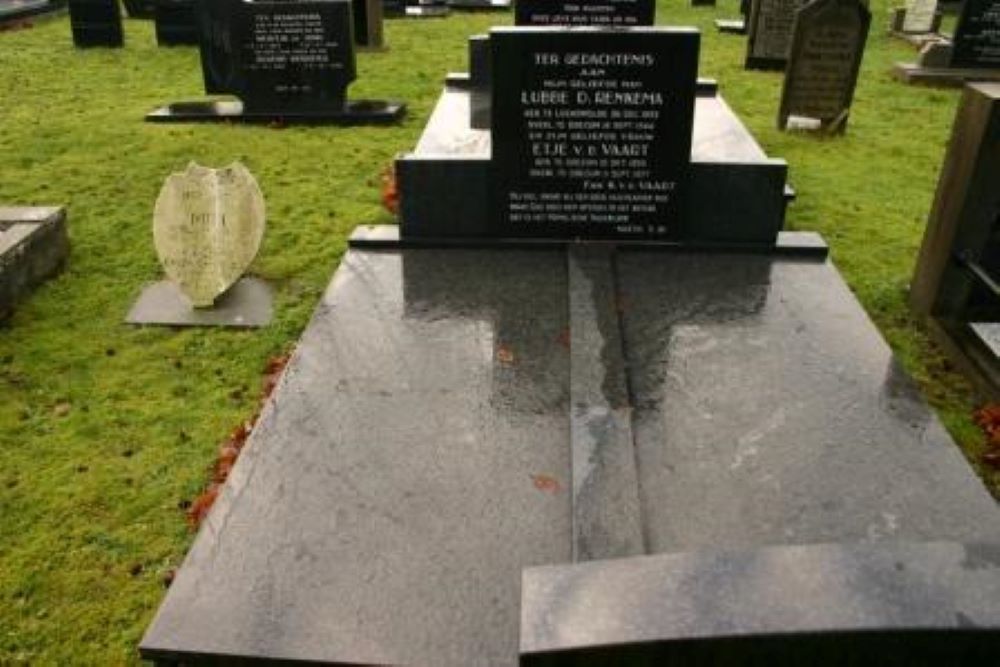 Dutch War Grave Kornhorn #2