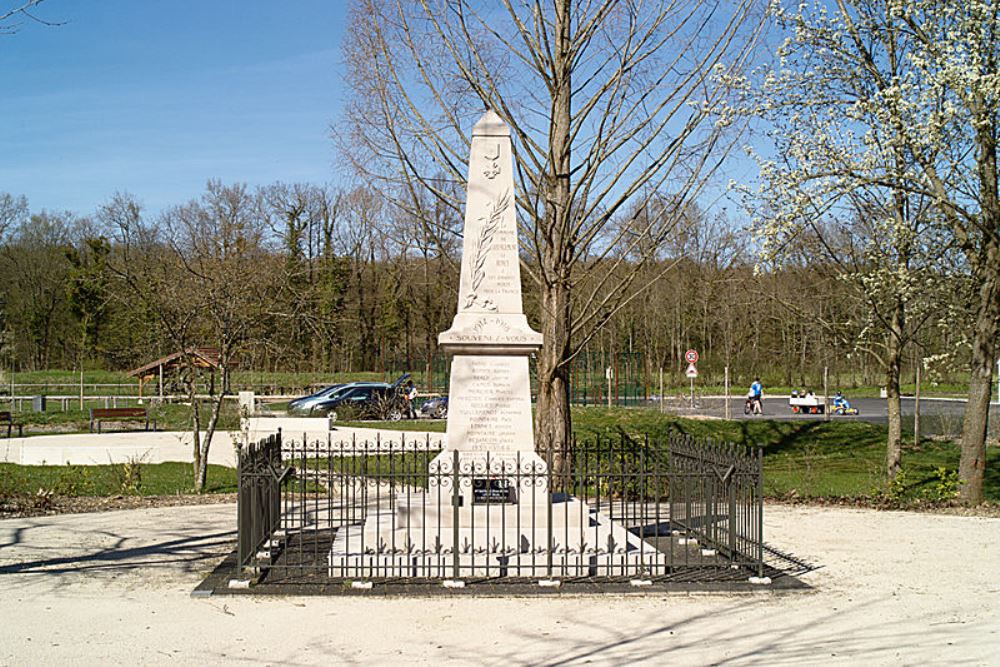 Oorlogsmonument Montmirey-le-Chteau