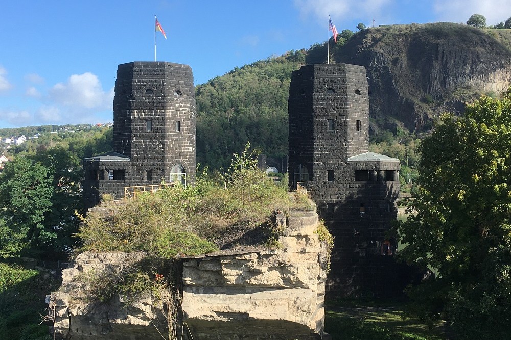 Germany to rebuild bridge over Rhine that collapsed during WW2