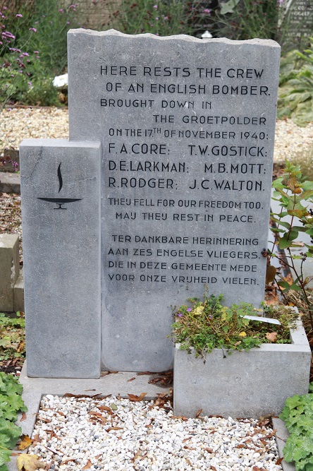 Oorlogsgraven van het Gemenebest Gemeentelijke Begraafplaats Winkel #2