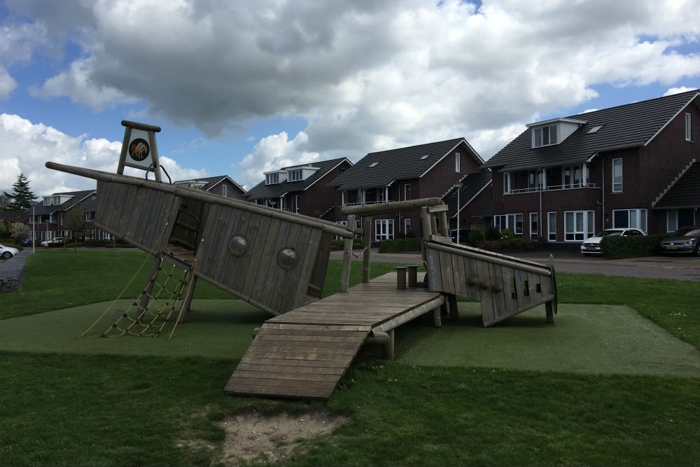Memorial Playground De Volgerlanden
