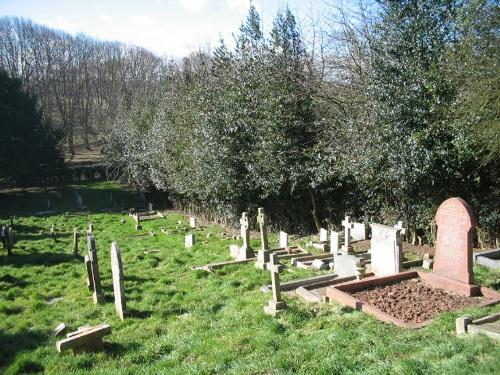 Commonwealth War Graves St Cuthbert Church Cemetery