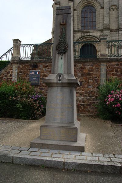 War Memorial Saint-Denis-d'Orques #1