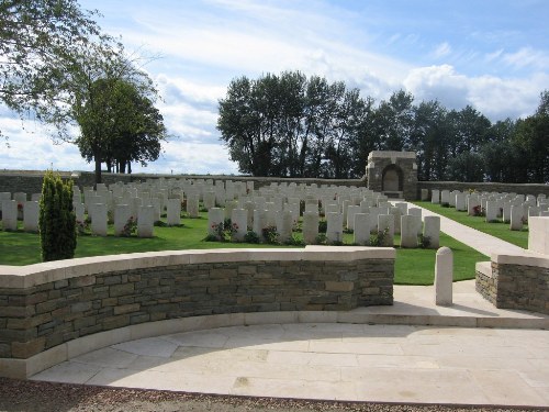 Commonwealth War Cemetery Caix
