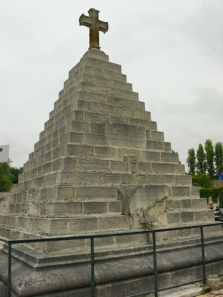 Memorial German Soldiers Le Bourget