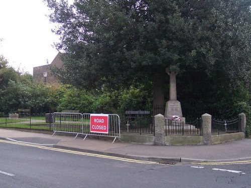 Oorlogsmonument Faversham #1