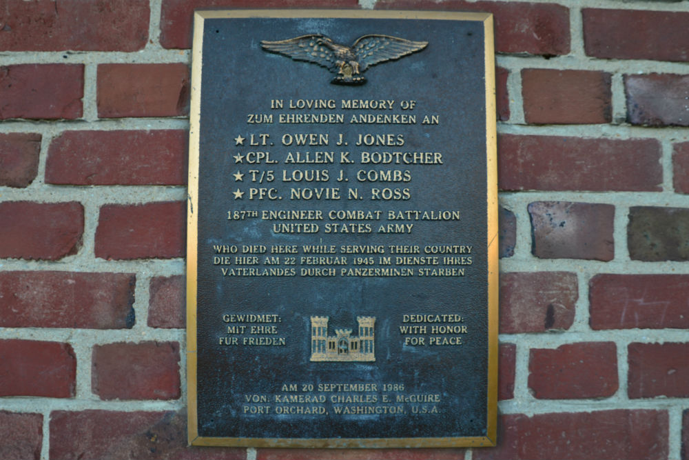 Memorial Killed Soldiers Waldfeucht #1