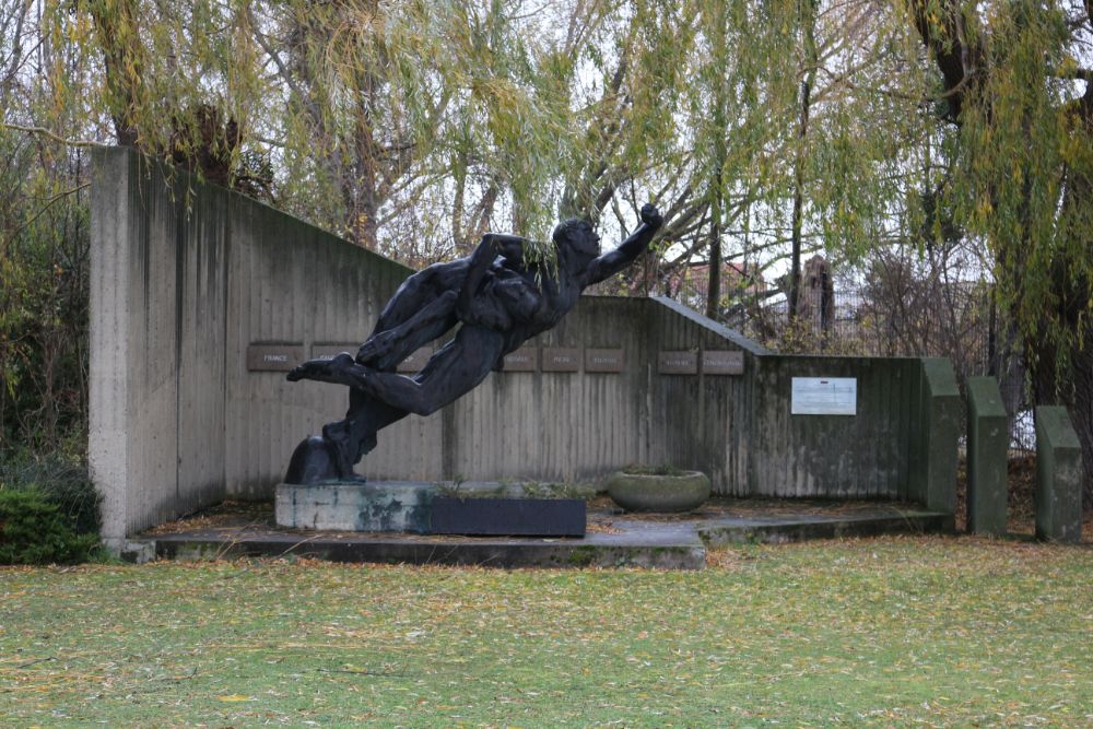 Monument Nederlandse Slachtoffers Voormalig Werkkamp Wernigerode #1