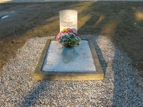 Commonwealth War Grave Cerea #1