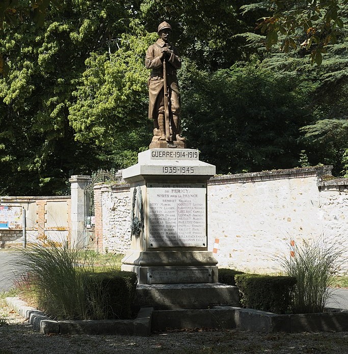 War Memorial Féricy #1