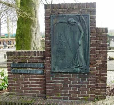 Dutch War Grave General Cemetery Sprang-Capelle #4