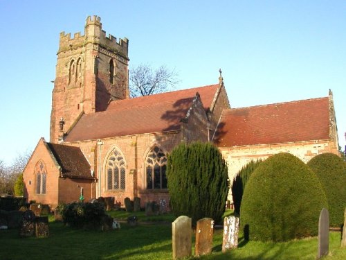 Oorlogsgraven van het Gemenebest St. Peter Churchyard