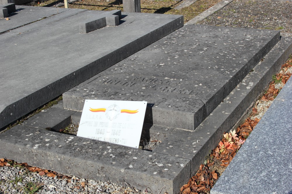 Belgian Graves Veterans Florennes #2