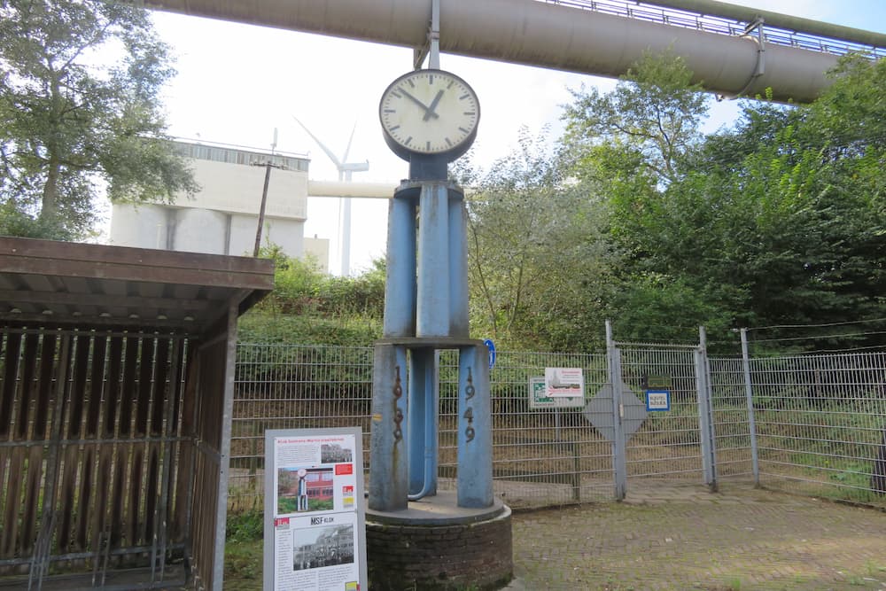 Clock Siemens-Martin Steel Factory #1