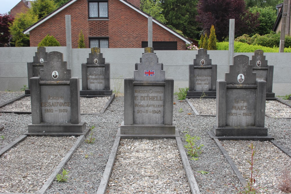 Belgische & Commonwealth Oorlogsgraven Blandain #4