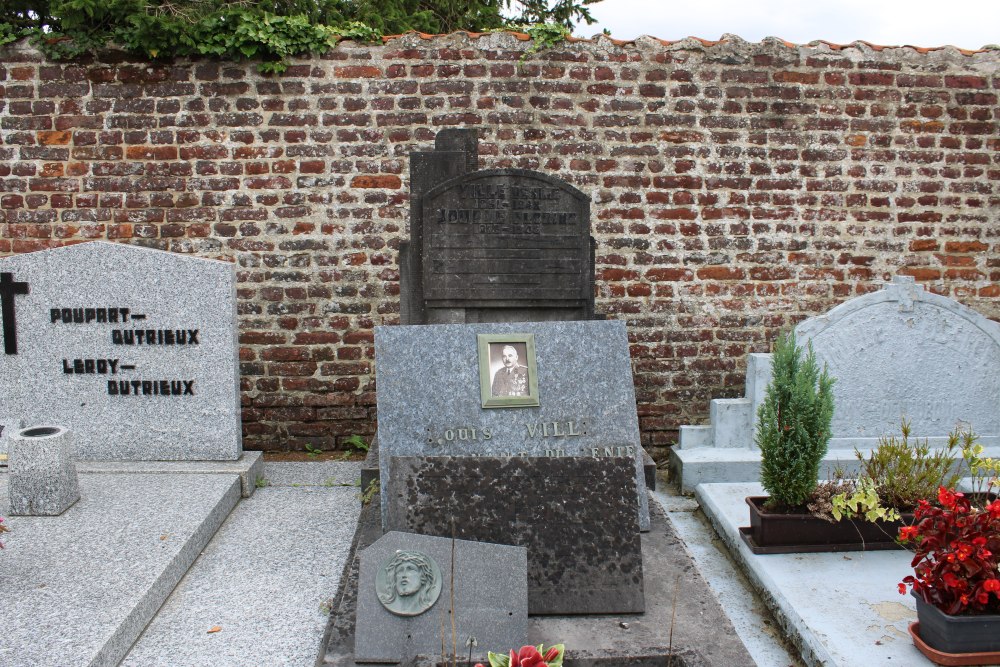 Belgian Graves Veterans La Glanerie #4