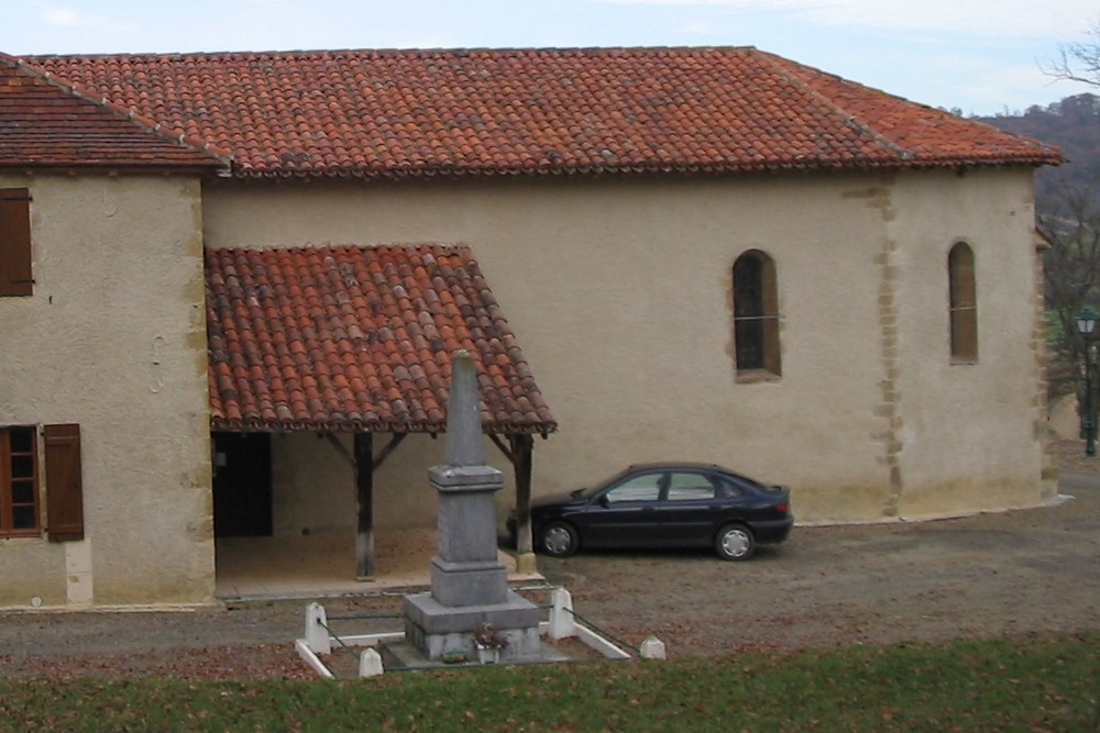 War Memorial Verlus