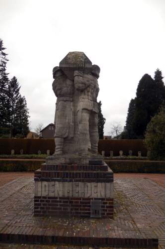 Oorlogsmonument Kerken #2