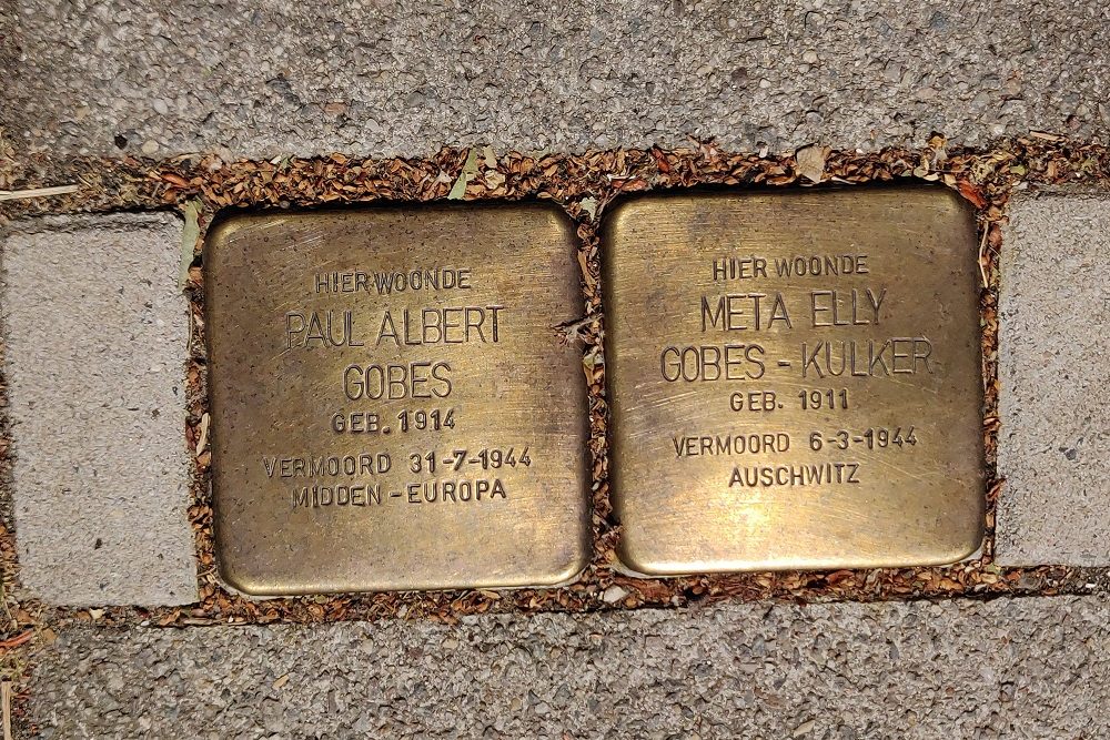 Stolpersteine Uiterwaardenstraat 302