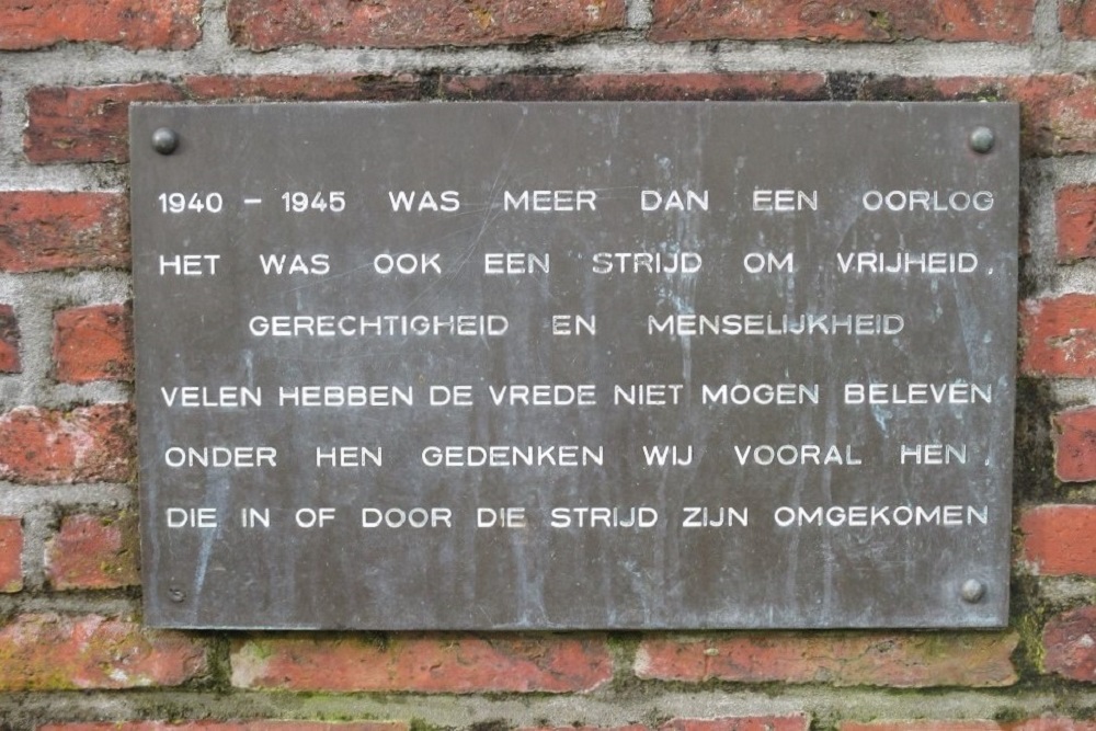 Oorlogsmonument Ten Boer #5