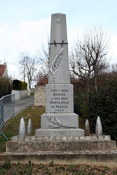 Oorlogsmonument Brueil-en-Vexin #1