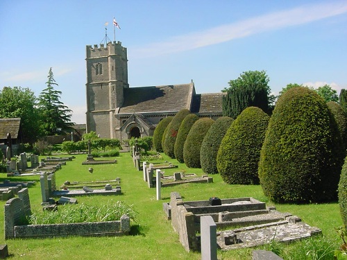 Oorlogsgraven van het Gemenebest All Saints Churchyard #1