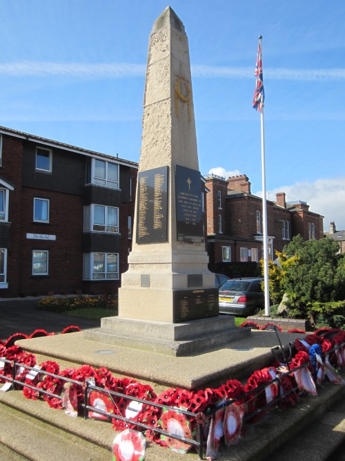 Oorlogsmonument Redcar #1