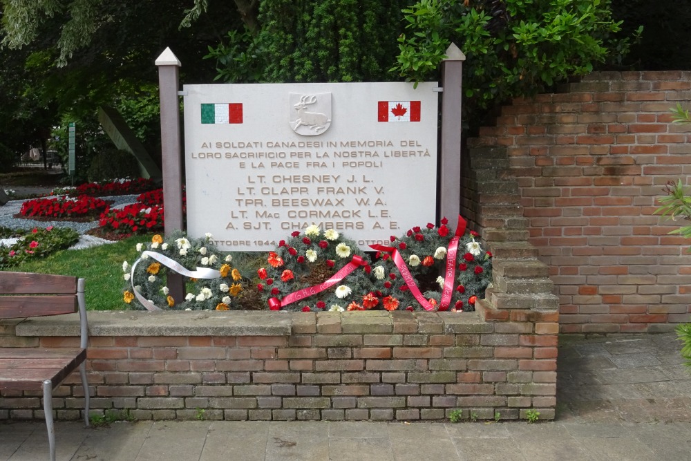 Monument Canadese Oorlogsslachtoffers Cervia #1