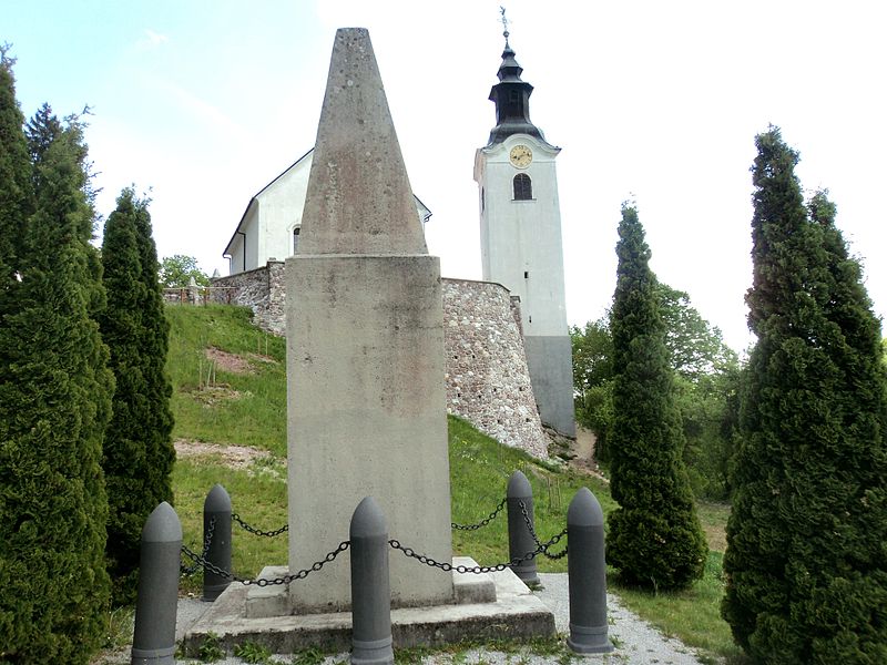 Oorlogsmonument Svibn