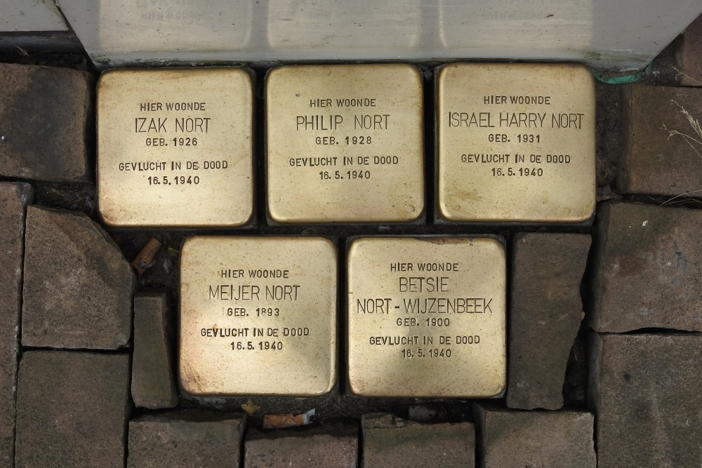 Stolpersteine Gasthuisstraat 13 #1