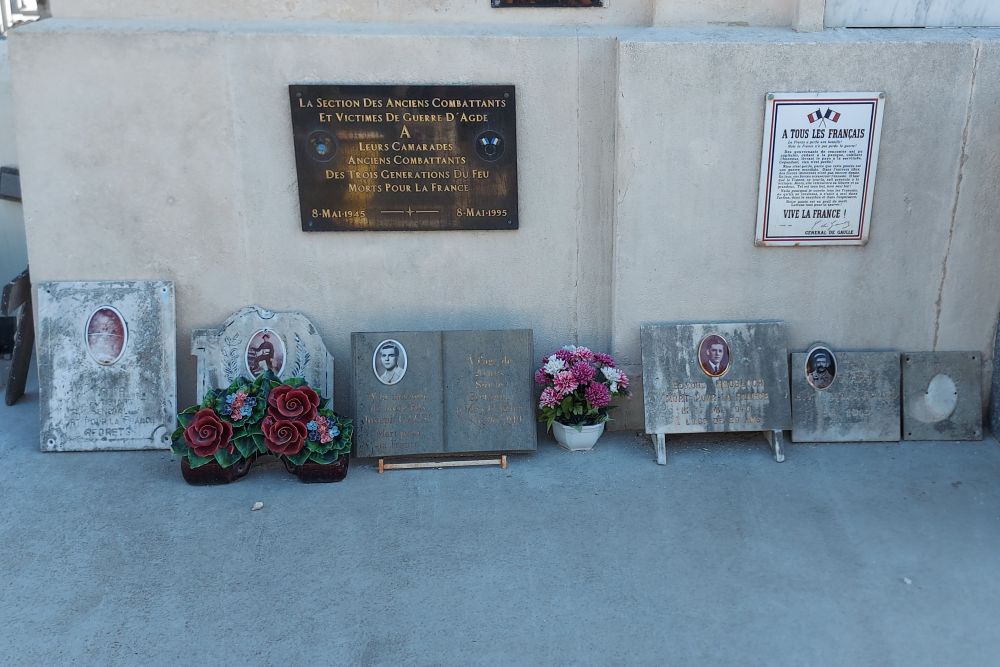 War Memorial Agde #3