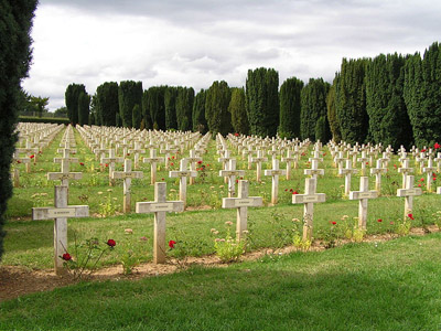 Franse Oorlogsbegraafplaats Chasseneuil #2