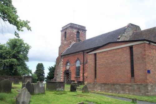 Commonwealth War Graves Holy Trinity Churchyard