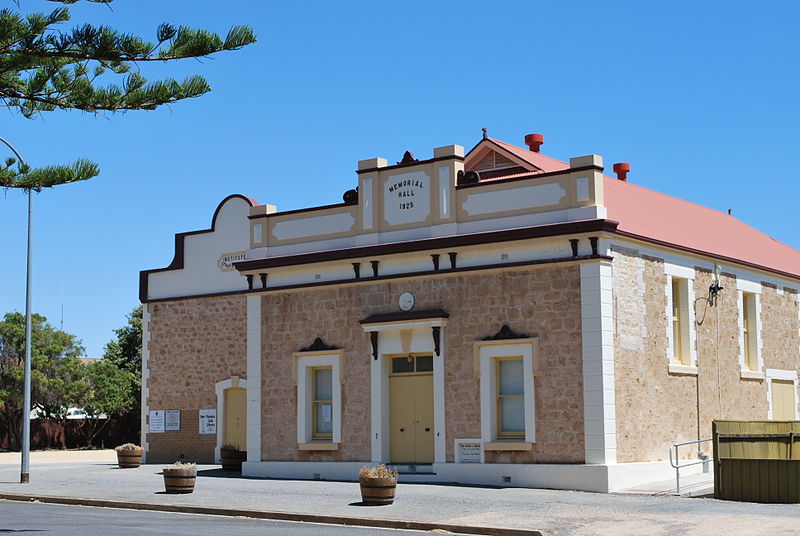 War Memorial Hall Port Victoria #1