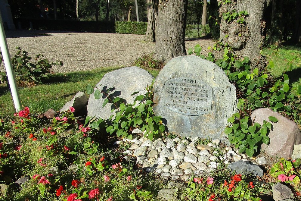 War Memorial Hoenderloo