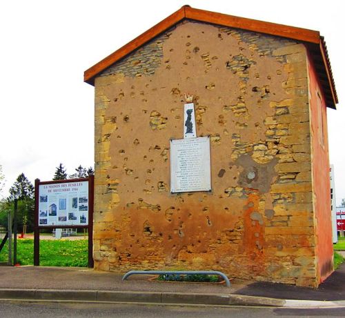 Memorial Execution September 1914 #1