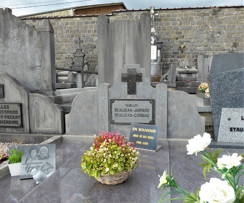 Belgian Graves Veterans Eprave #5