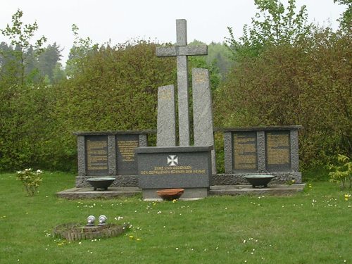 Oorlogsmonument Haugschlag #1