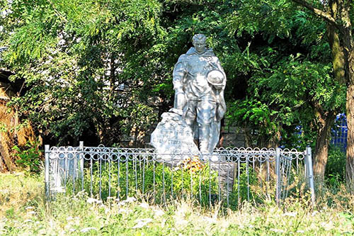 Mass Grave Soviet Soldiers Radyanska Ukraina #1