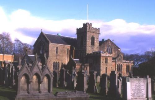 Commonwealth War Graves New Kilpatrick Parish Churchyard