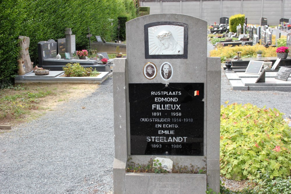 Belgian Graves Veterans Deerlijk #4