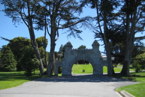 Commonwealth War Graves Cypress Lawn Memorial Park #1