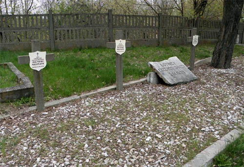 War Cemetery 