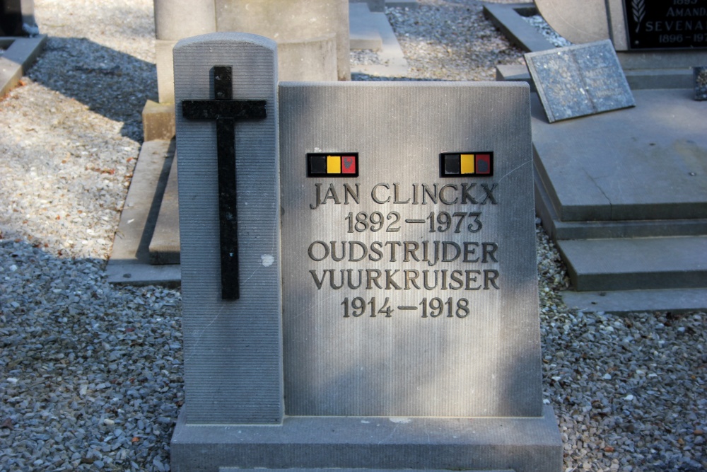 Belgian Graves Veterans Houwaart #1
